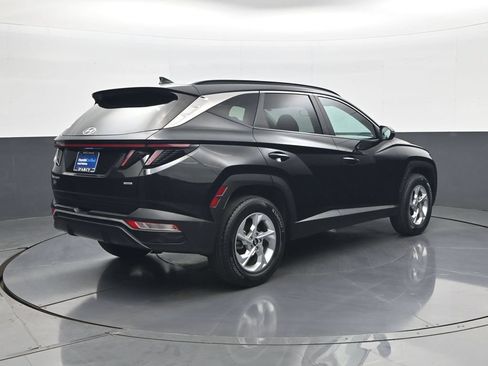 Certified 2023 Hyundai Tucson SEL AWD/4WD image 6