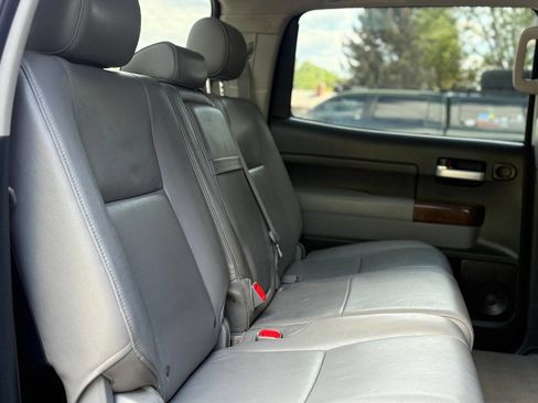 Used 2010 Toyota Tundra Limited image 38