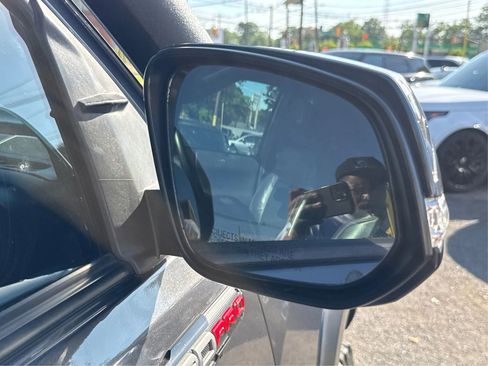 Used 2021 Toyota Tacoma TRD Pro AWD/4WD image 30