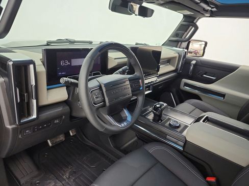 Used 2026 GMC Hummer EV SUV w/ LPO, Sport Package AWD/4WD image 9