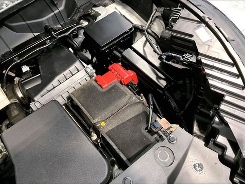 Used 2022 Nissan Pathfinder SL image 30