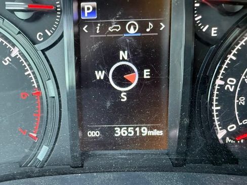 Used 2020 Toyota 4Runner SR5 Premium w/ Moonroof Package AWD/4WD image 19
