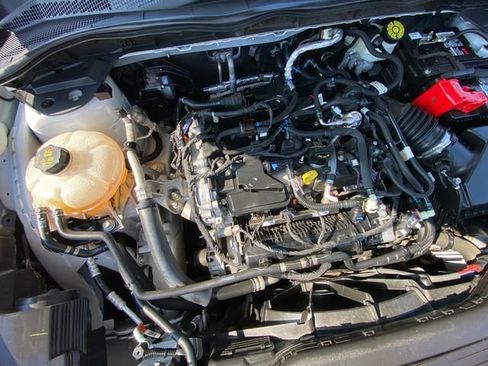 Used 2021 Ford Escape SE image 28