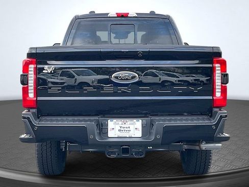 New 2026 Ford F250 XLT w/ XLT Premium Package AWD/4WD image 4