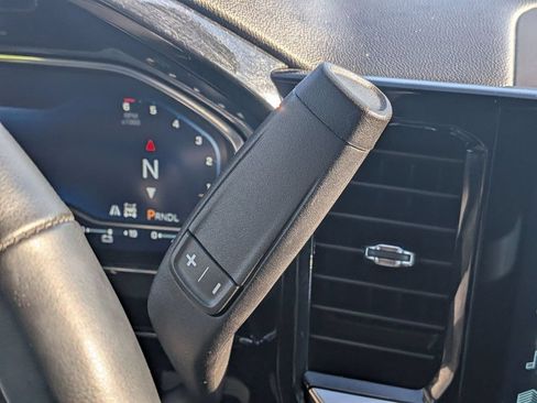 Used 2025 Chevrolet Silverado 1500 LT AWD/4WD image 28
