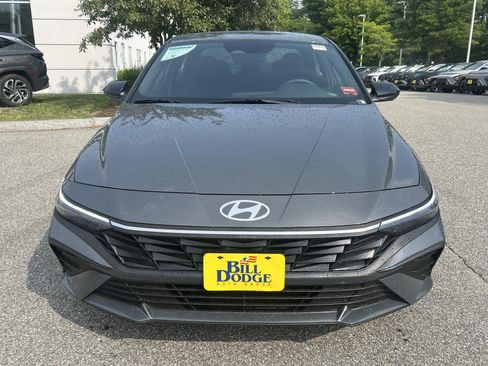 New 2026 Hyundai Elantra Sport FWD image 28