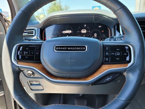 Used 2022 Jeep Grand Wagoneer Series II w/ Convenience Group III AWD/4WD image 34