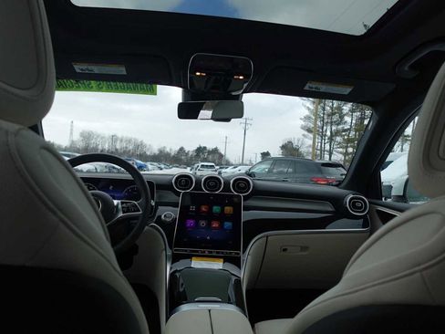 Used 2026 Mercedes-Benz GLC 300 4MATIC image 52