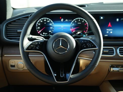 New 2026 Mercedes-Benz GLE 450 4MATIC image 21