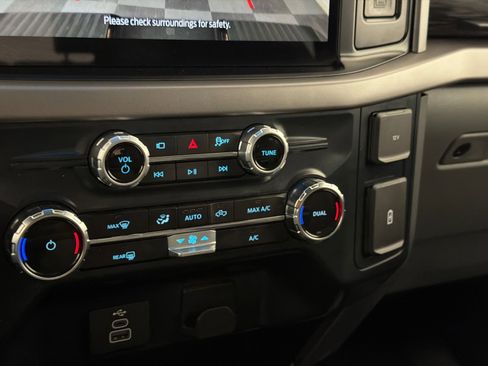 Used 2025 Ford F150 XLT w/ Equipment Group 301A Standard image 26