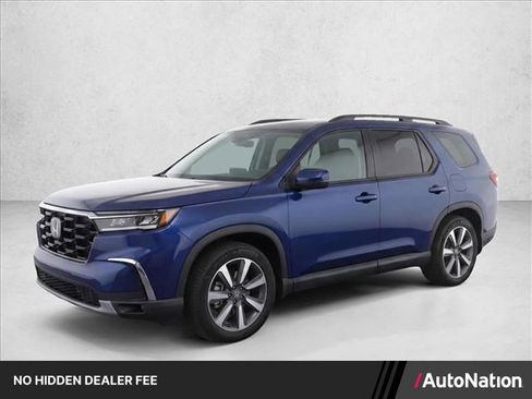Used 2024 Honda Pilot Touring image 1