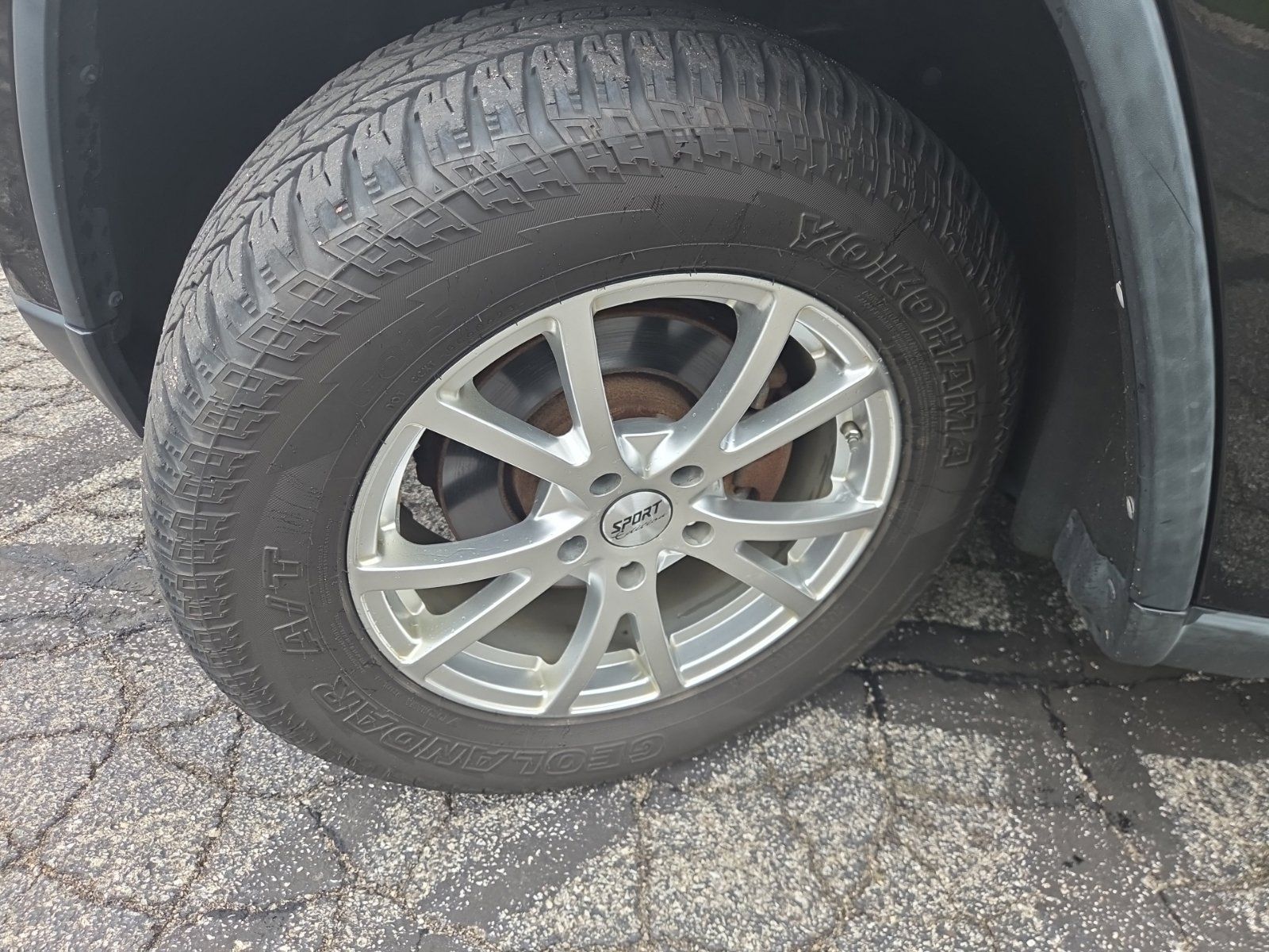 Used 2012 Jeep Grand Cherokee Limited w/ Trailer Tow Group AWD/4WD image 14
