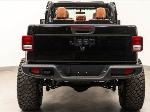 Used 2026 Jeep Gladiator Sport AWD/4WD image 16