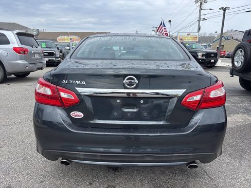 Used 2017 Nissan Altima 2.5 S w/ Power Driver Seat Package FWD image 9