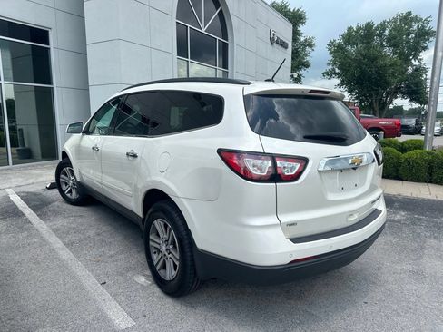 Used 2015 Chevrolet Traverse LT AWD/4WD image 4