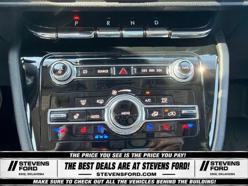 Used 2022 Lincoln Corsair AWD w/ Premium Package image 29