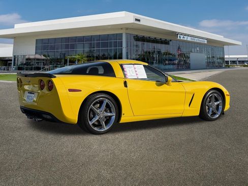 Used 2011 Chevrolet Corvette Coupe w/ Preferred Equipment Group image 11