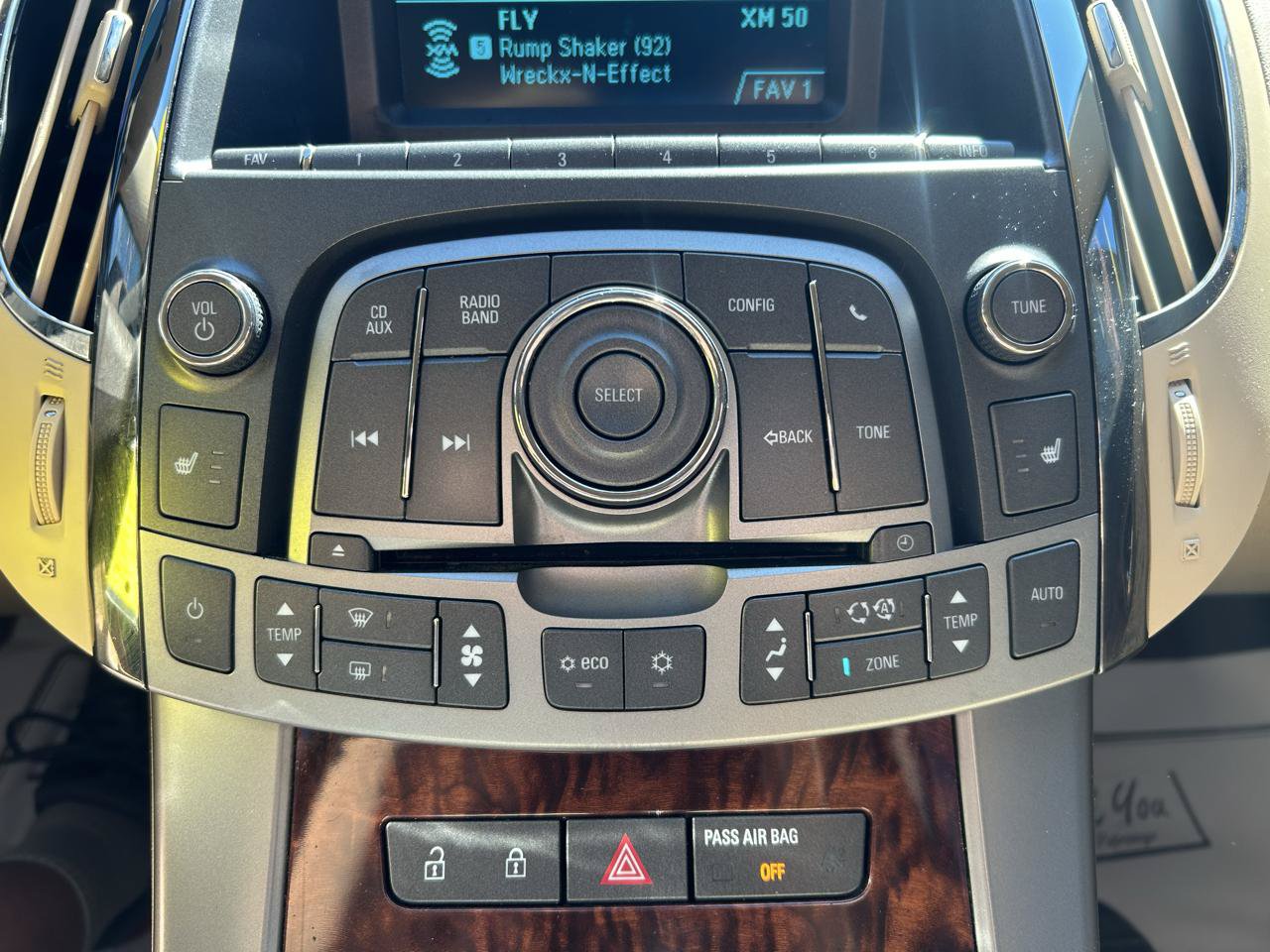 Used 2012 Buick LaCrosse Premium FWD image 23