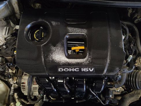 Used 2018 Kia Forte LX image 30