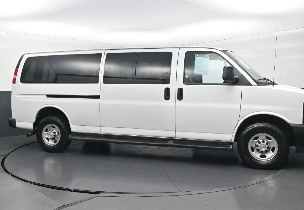 Used 2023 Chevrolet Express 3500 LS RWD image 6