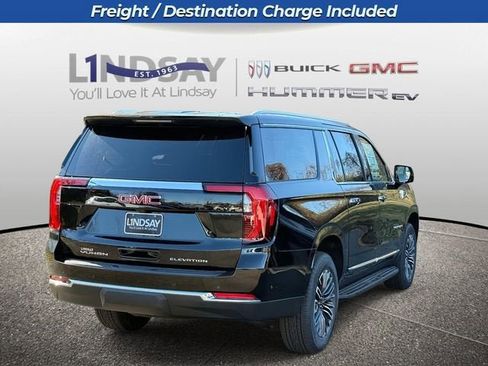 New 2026 GMC Yukon XL Elevation image 2