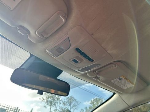 Used 2022 Toyota Corolla LE image 13