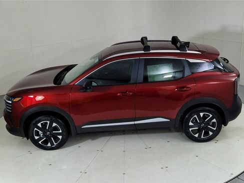 New 2026 Nissan Kicks SV w/ Charging Package image 38