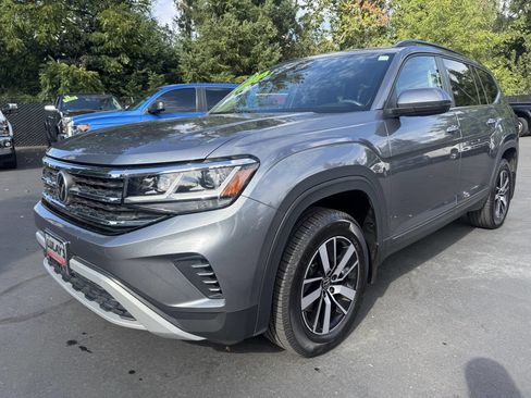 Used 2021 Volkswagen Atlas SE image 1