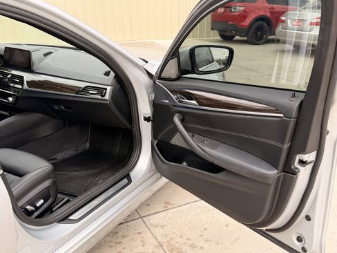 Used 2019 BMW 540i xDrive 540i xDrive Sedan w/ Convenience Package image 30