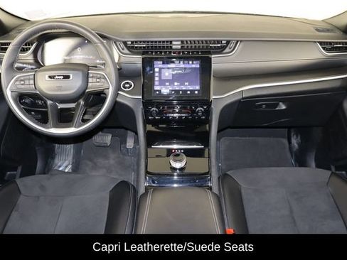 Used 2023 Jeep Grand Cherokee L Laredo AWD/4WD image 13
