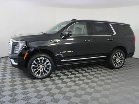 New 2026 GMC Yukon Denali w/ Denali Reserve Package AWD/4WD image 2