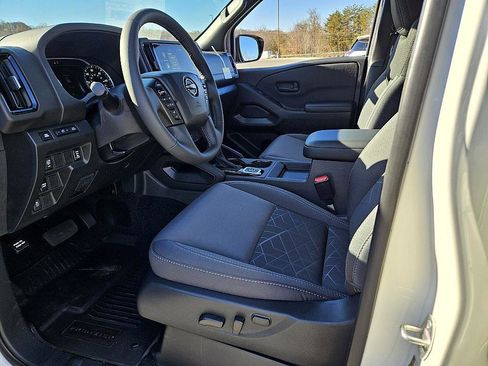 New 2026 Nissan Frontier SV image 7