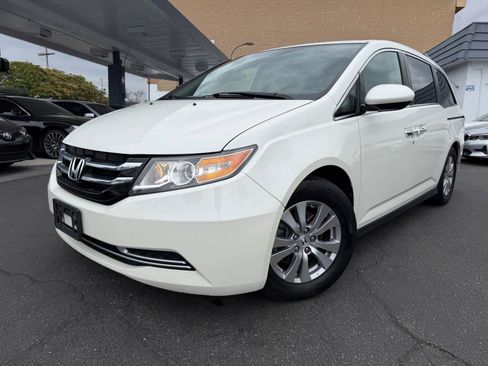 Used 2016 Honda Odyssey EX image 1