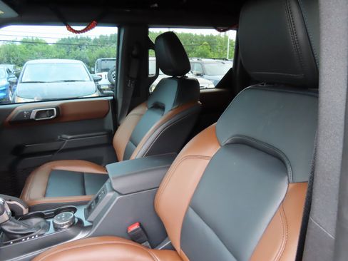 Used 2024 Ford Bronco Outer Banks image 22