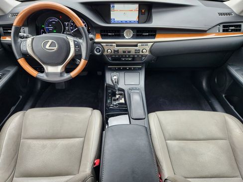 Used 2014 Lexus ES 300h image 19
