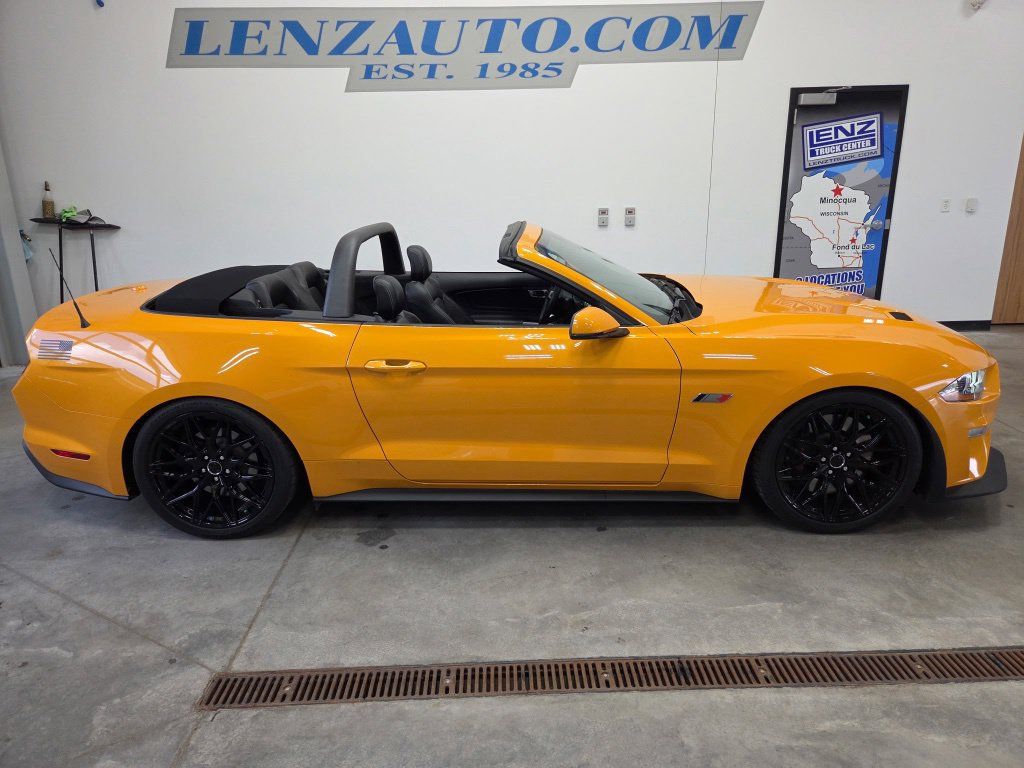 Used 2022 Ford Mustang GT Premium w/ GT Performance Package RWD image 2