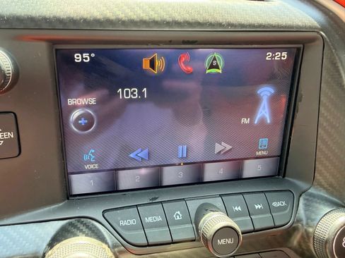 Used 2015 Chevrolet Corvette Z06 w/ 3LZ Preferred Equipment Group RWD image 33