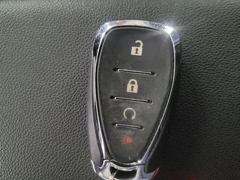 Used 2021 Chevrolet TrailBlazer LT w/ Convenience Package FWD image 32