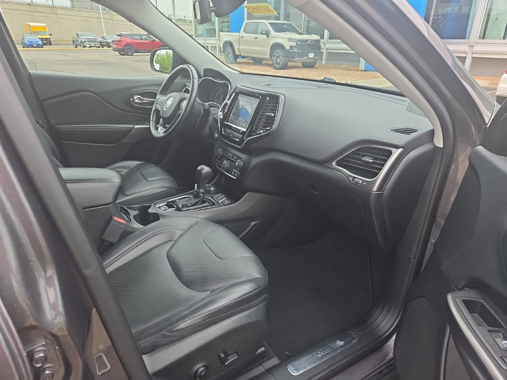 Used 2019 Jeep Cherokee Limited AWD/4WD image 15
