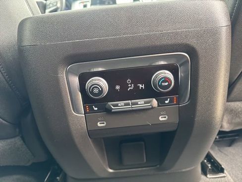 Used 2024 Chevrolet Tahoe Z71 w/ Luxury Package image 14