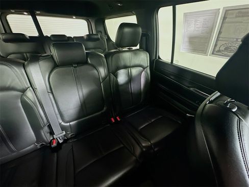 Used 2023 Jeep Wagoneer 2WD image 14