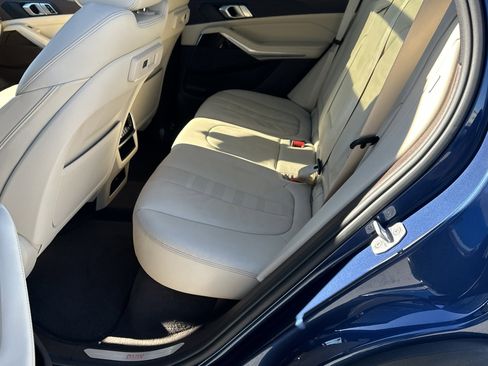 Used 2019 BMW X5 xDrive40i w/ Premium Package 2 image 22