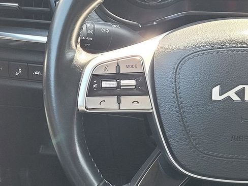 Used 2022 Kia Telluride EX image 30