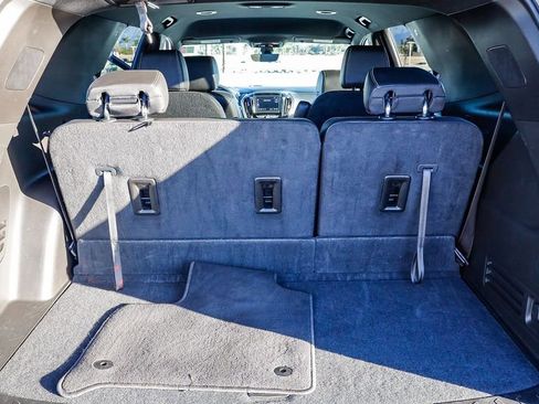 Used 2023 Chevrolet Traverse LT w/ LT Premium Package image 31