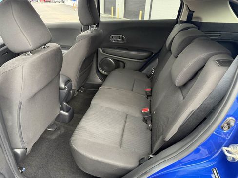 Used 2018 Honda HR-V EX image 13