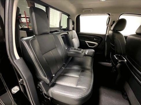 Used 2018 Nissan Titan PRO-4X w/ Pro-4x Convenience Package image 27