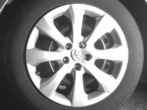 Used 2025 Toyota Corolla LE FWD image 40