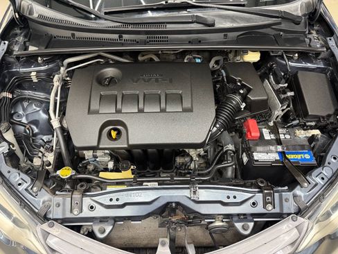 Used 2016 Toyota Corolla LE FWD image 7