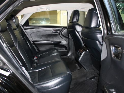Used 2013 Toyota Avalon XLE FWD image 28