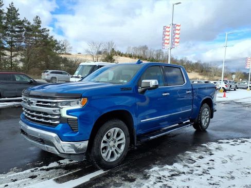 Used 2023 Chevrolet Silverado 1500 LTZ w/ LTZ Premium Package image 3